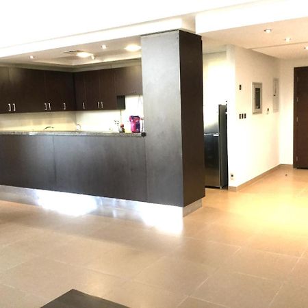 Female Only - Cosy 1 Bed In Abu Dhabi, Al Rayyana Complex Apartment Luaran gambar