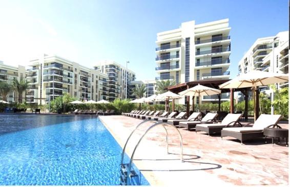 Female Only - Cosy 1 Bed In Abu Dhabi, Al Rayyana Complex Apartment Luaran gambar